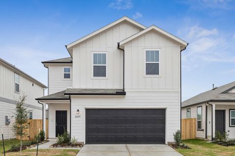 Homes For Sale - 26294 Arrowleaf Drive<br/> Magnolia, TX 77355