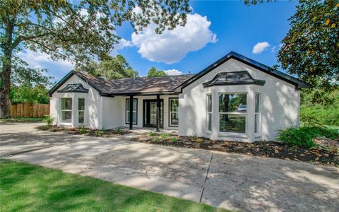 Photo of 1602 Baker Drive, Tomball, TX 77375 (MLS # 24798419)