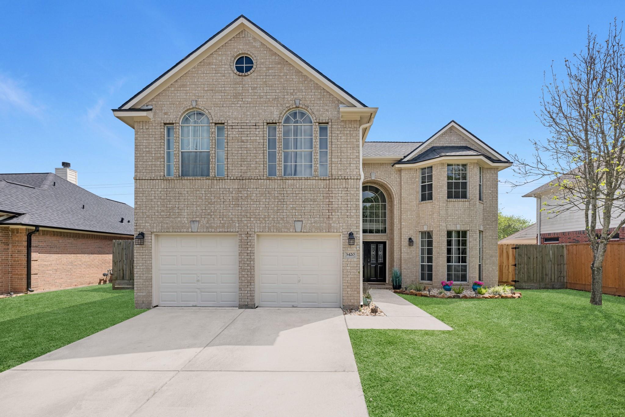 3420 Glastonbury Drive
