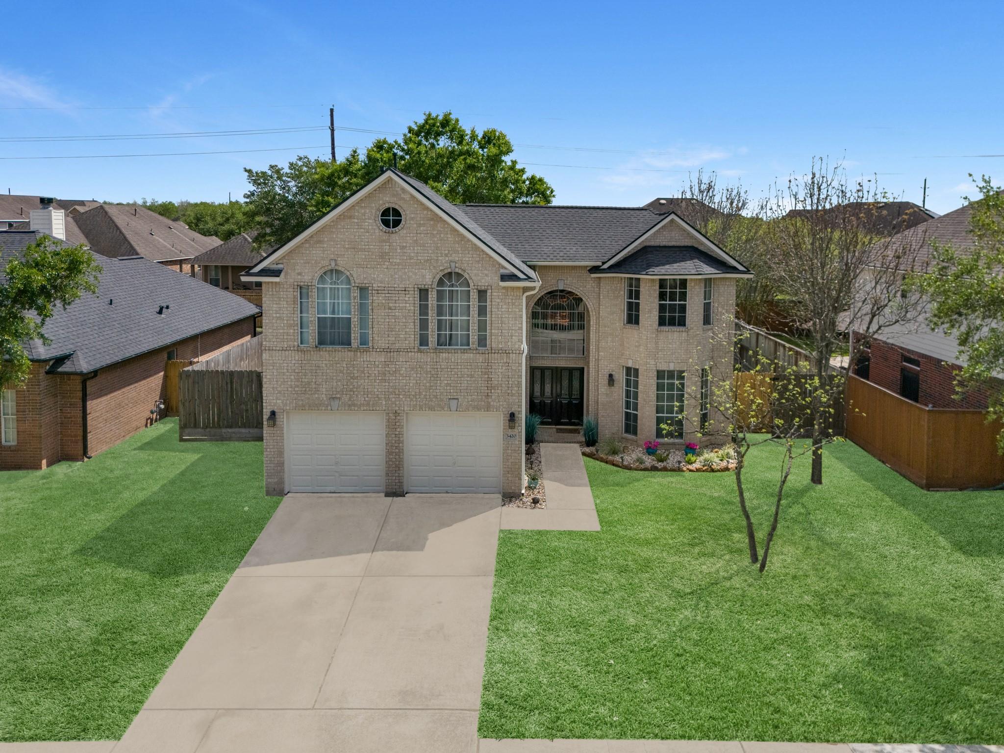 3420 Glastonbury Drive