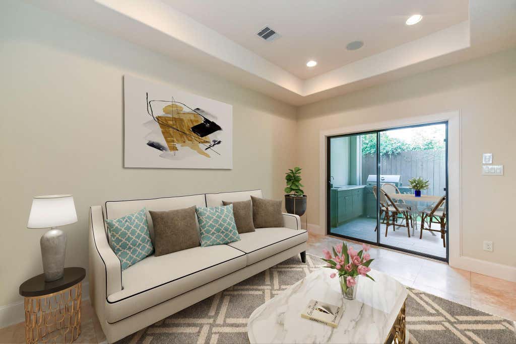 Photo of 2048 W Main Street, Houston, TX 77098 (MLS # 97855404)
