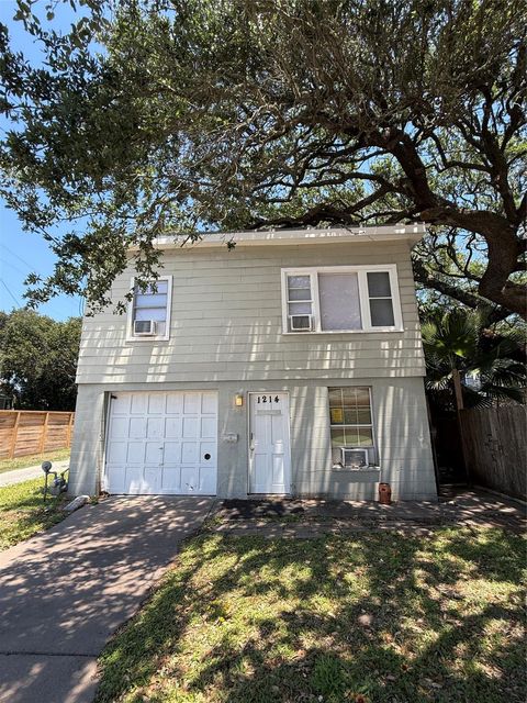Photo of 1214 14th Street, Galveston, TX 77550 (MLS # 6152029)