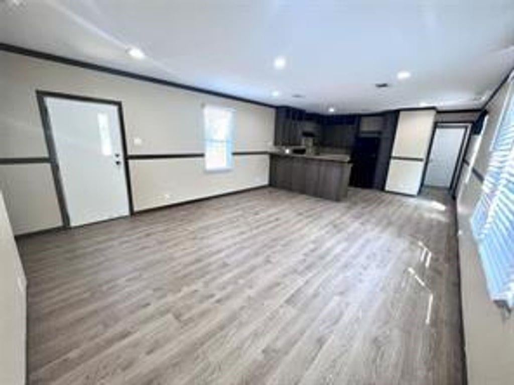 9111 Puritan Way