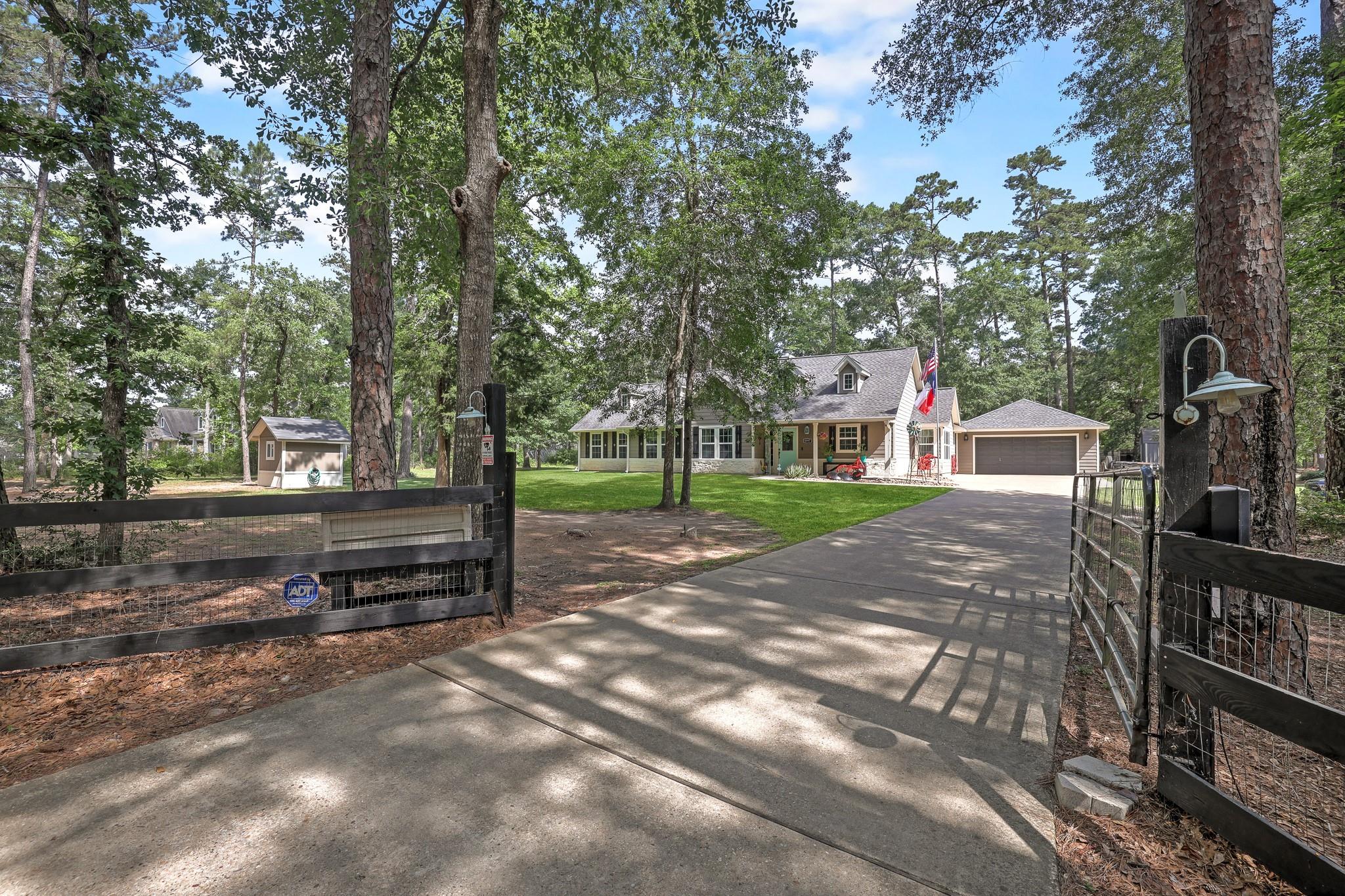 8997 Hickory Road