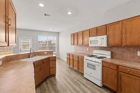 Tiny photo for 914 Brady Bend Drive, Spring, TX 77373 (MLS # 31107972)