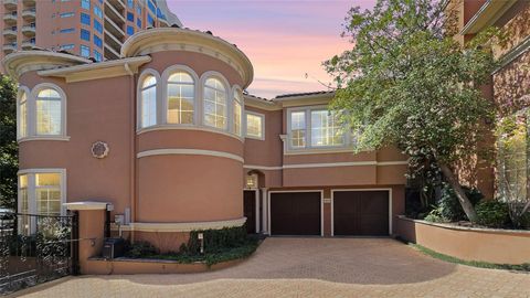 Photo of 2821 Hood Street, Dallas, TX 75219 (MLS # 97679527)