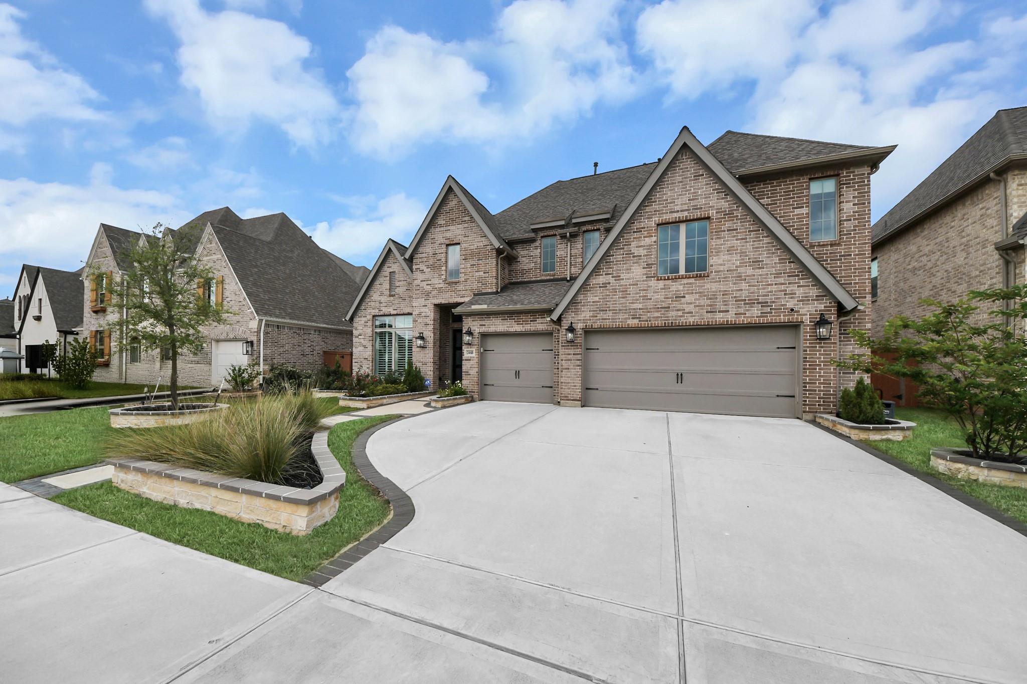 24610 Beebalm Trail