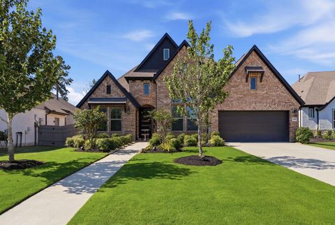 Photo of 15265 Hemingway Heights Drive, Conroe, TX 77302 (MLS # 95656439)