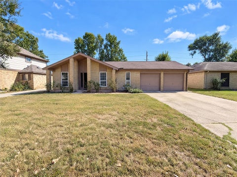 Photo of 6815 Falling Waters Drive, Spring, TX 77379 (MLS # 52601400)