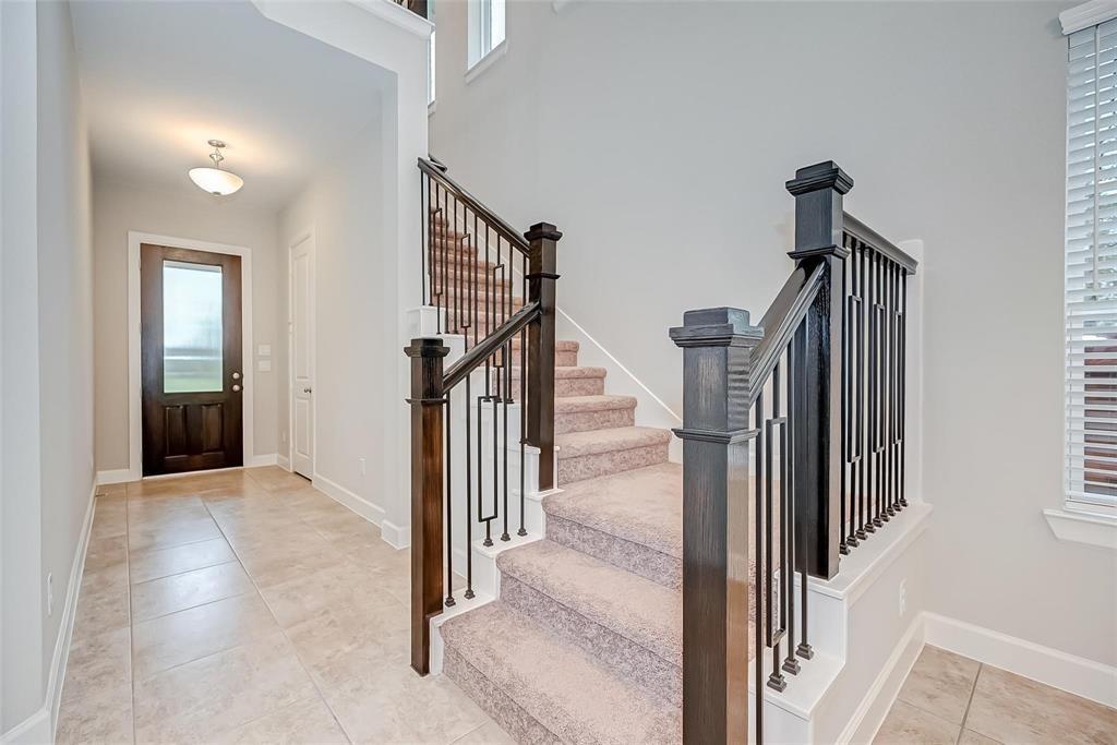 10738 Bridgeport Path Court