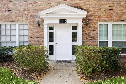 Photo of 4040 San Felipe Street #149, Houston, TX 77027 (MLS # 90377953)