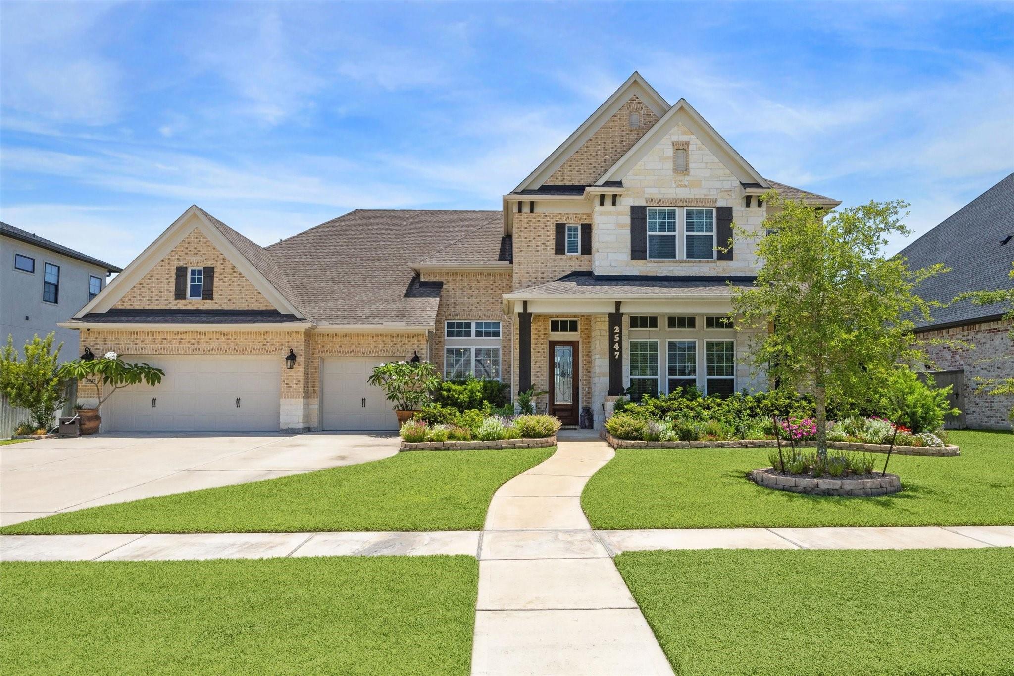 2547 Sandy Lake Drive