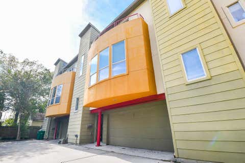 Photo of 92 Dennis Street #B, Houston, TX 77006 (MLS # 28992503)