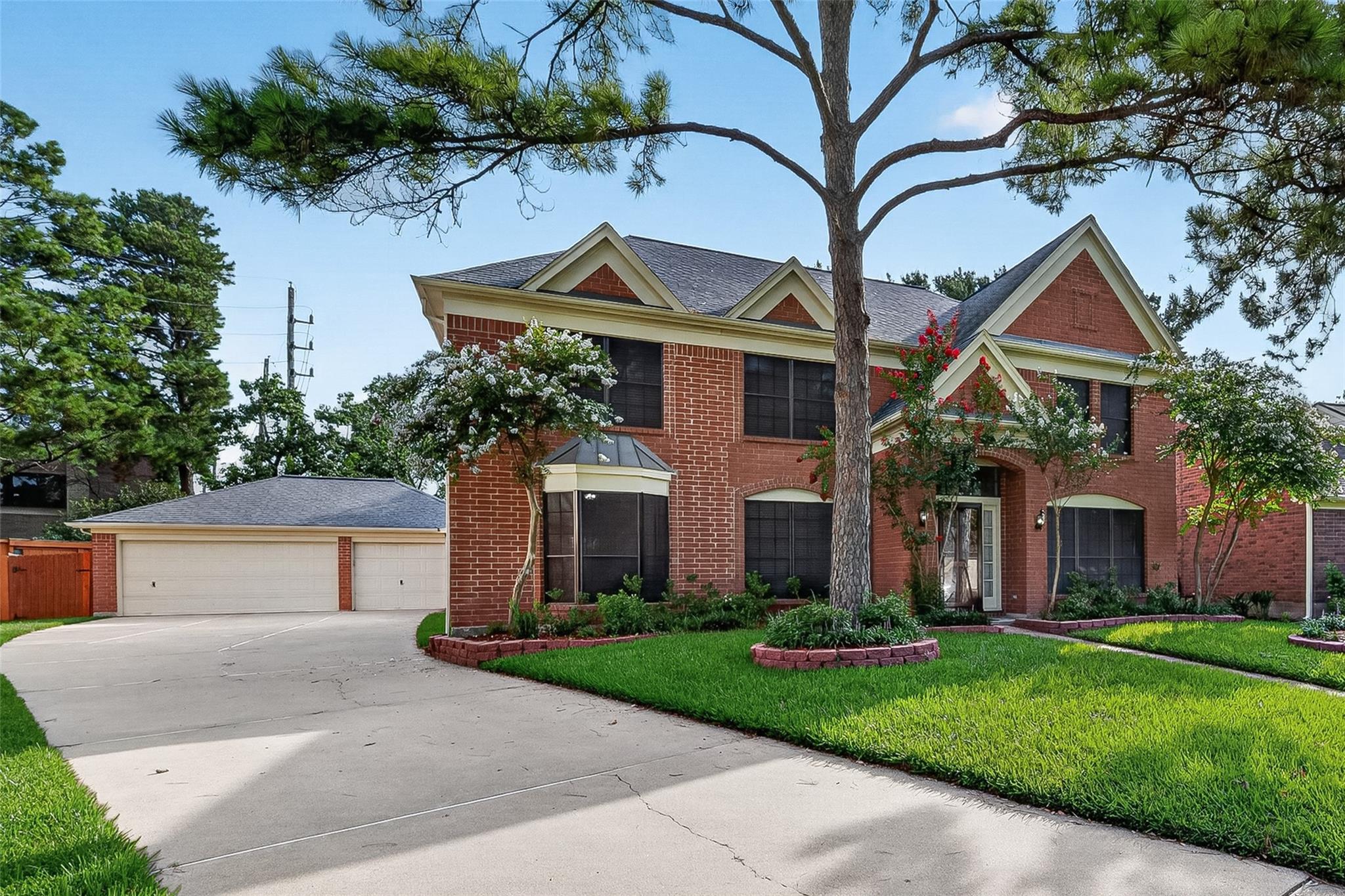463 Province Place Drive