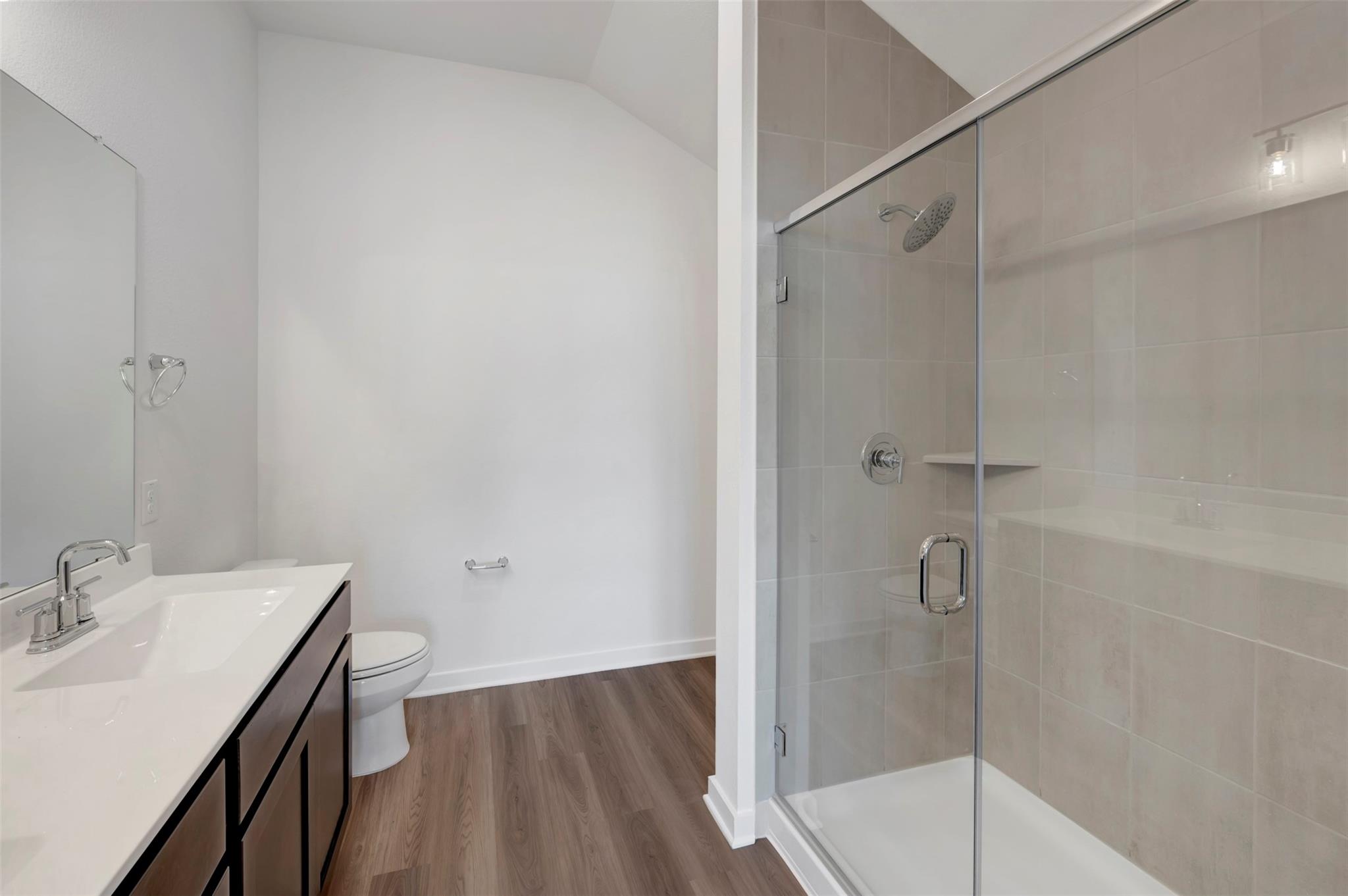 1734 Green Warbler Lane