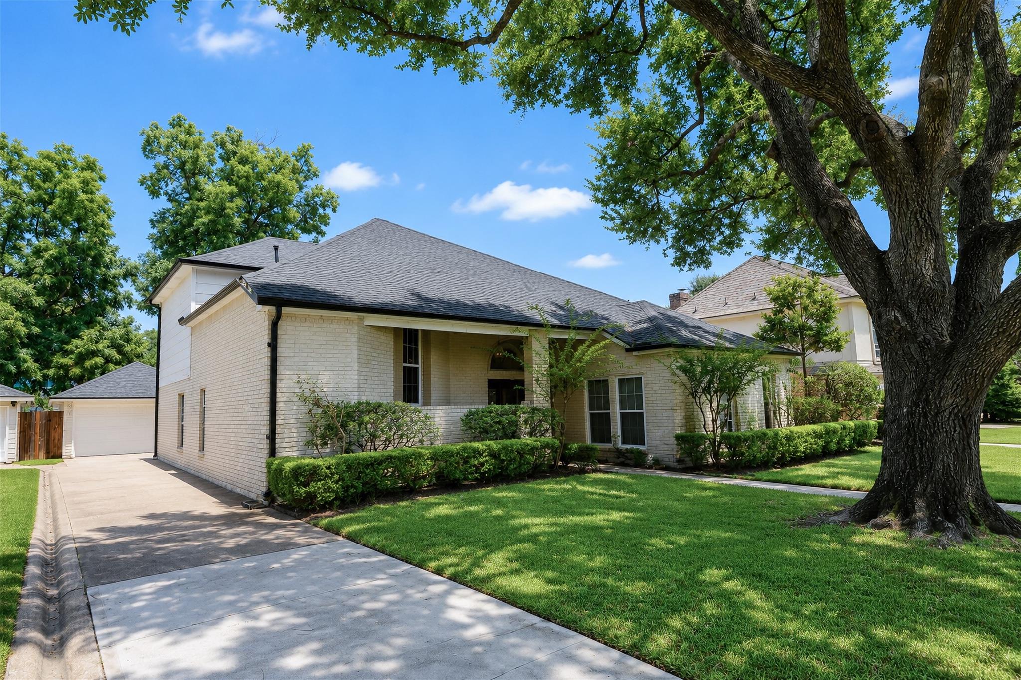 1311 Shillington Drive