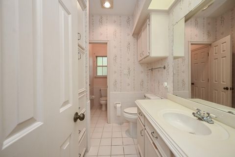 Tiny photo for 2026 Players Path, Houston, TX 77339 (MLS # 70354552)