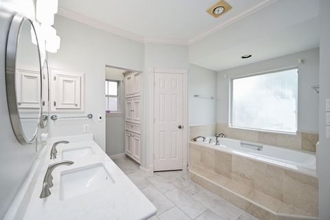 Tiny photo for 2026 Players Path, Houston, TX 77339 (MLS # 70354552)