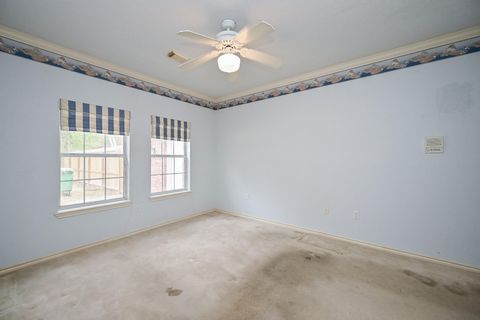 Tiny photo for 2026 Players Path, Houston, TX 77339 (MLS # 70354552)