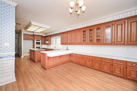 Tiny photo for 2026 Players Path, Houston, TX 77339 (MLS # 70354552)