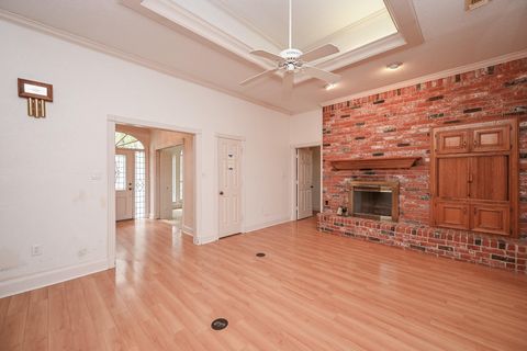 Tiny photo for 2026 Players Path, Houston, TX 77339 (MLS # 70354552)