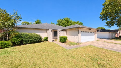 Photo of 10007 Shell Rock Road, La Porte, TX 77571 (MLS # 8030976)