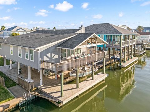 Photo of 22028 Deaf P Smith Drive, Galveston, TX 77554 (MLS # 93105987)