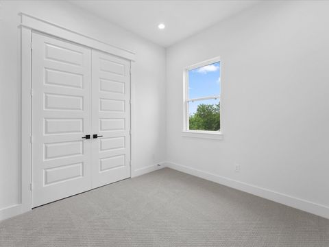 Tiny photo for 1264 Finnigan Street, Houston, TX 77020 (MLS # 42106306)