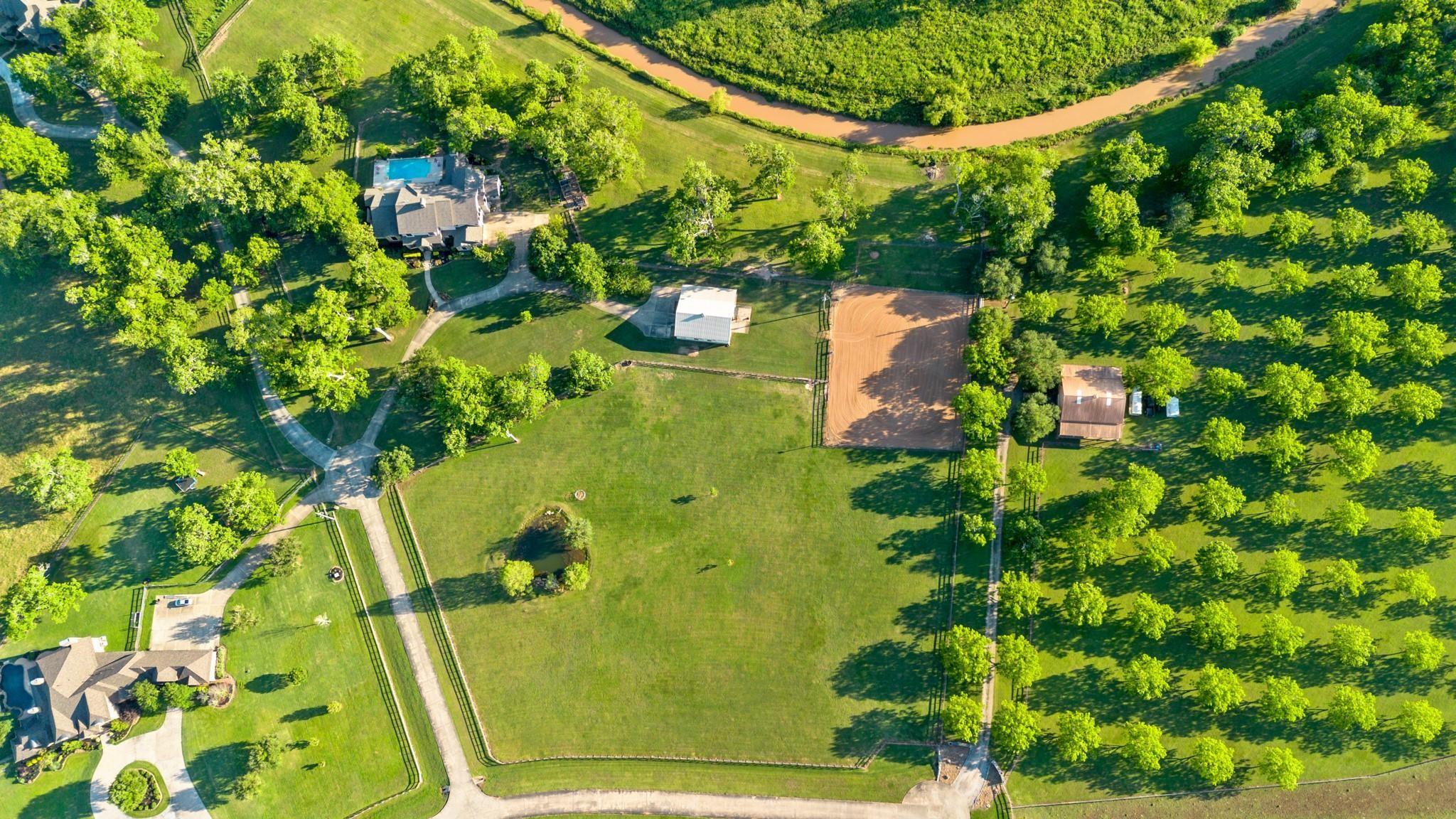 7527 Foster Island Drive