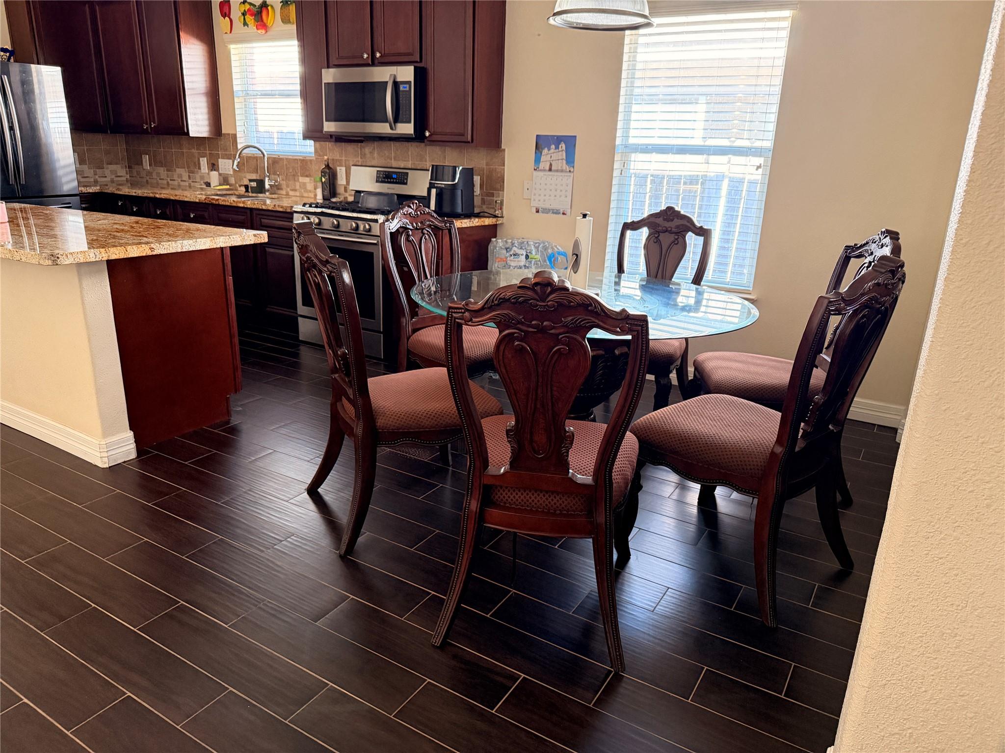 1422 Meadowhigh Lane