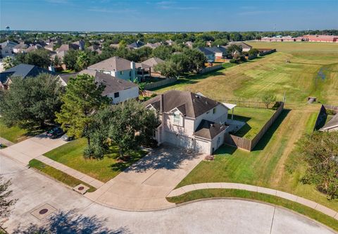 Photo of 3004 Macoma Avenue, Pearland, TX 77581 (MLS # 25884668)