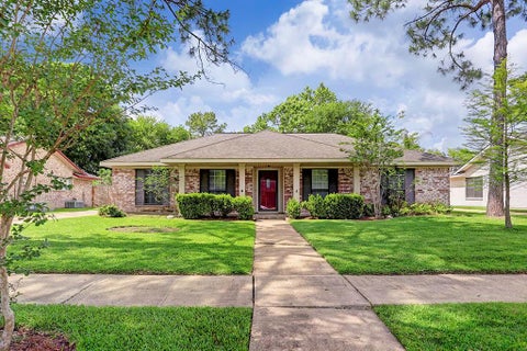 Photo of 12426 Attlee Dr, Houston, TX 77077 (MLS # 18181199)