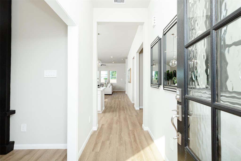 Photo of 21735 Carballo Oak Trail, Tomball, TX 77377 (MLS # 38417927)