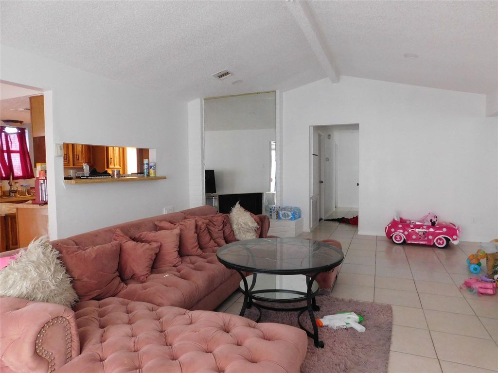 Photo of 3802 Brier Gardens Drive, Houston, TX 77082 (MLS # 6099552)