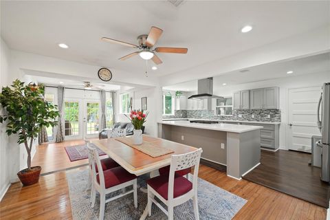 Photo of 4019 Blue Bonnet Boulevard, Houston, TX 77025 (MLS # 44877748)
