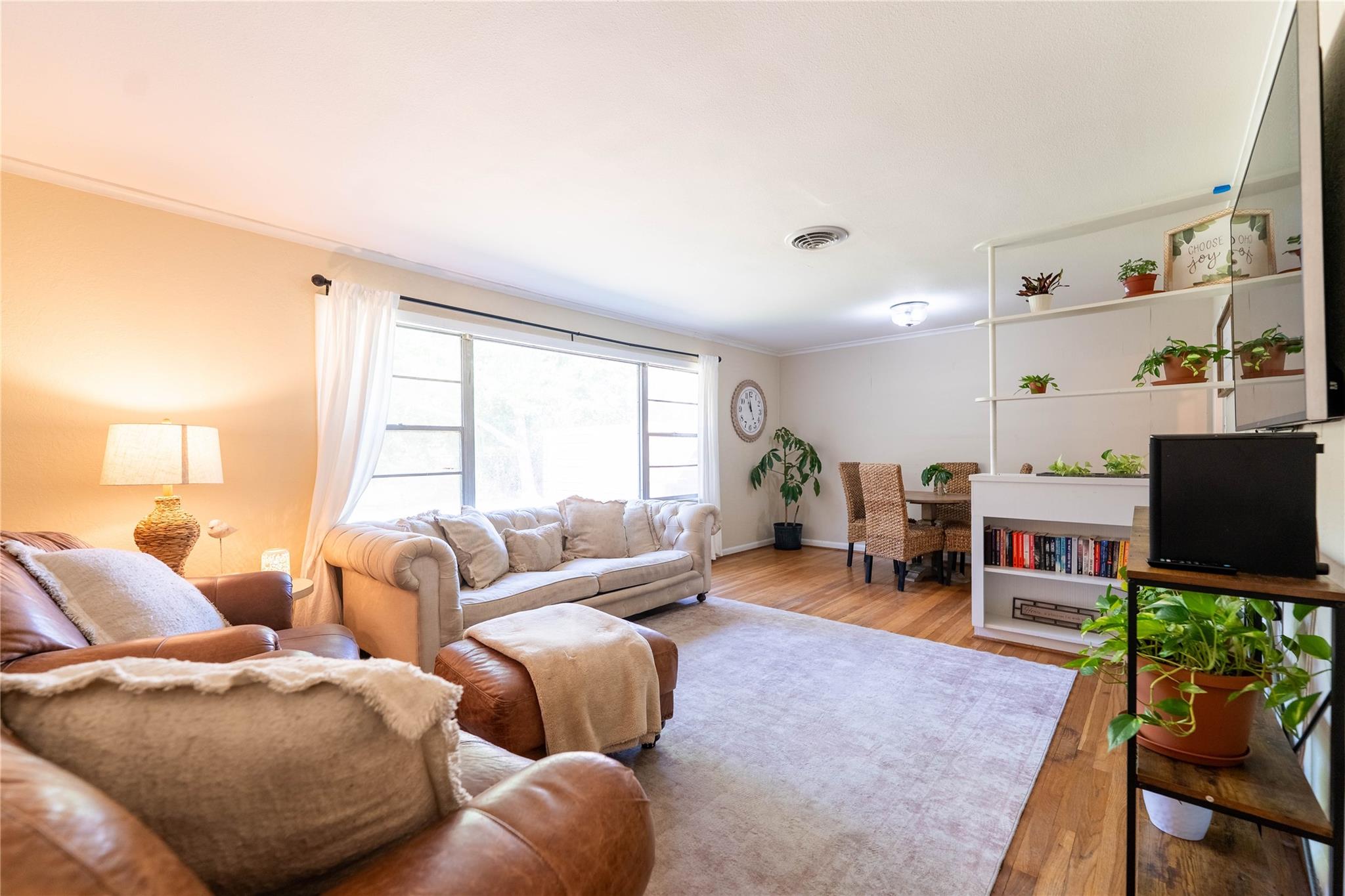 1733 Creek Drive