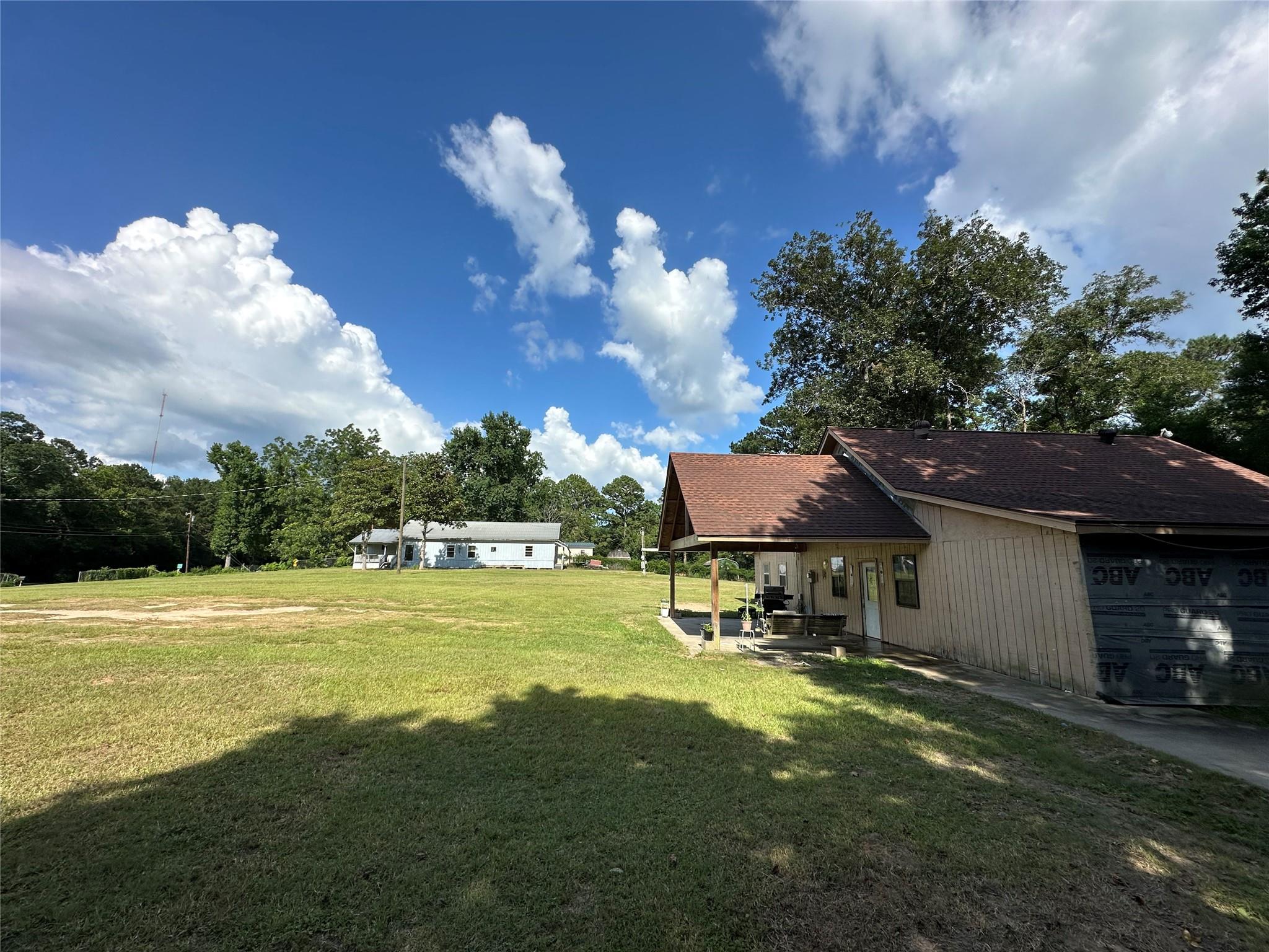 600 Fm 1746