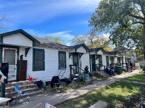 Multifamily For Sale - 2601 Lucinda Street<br/> Houston, TX 77004