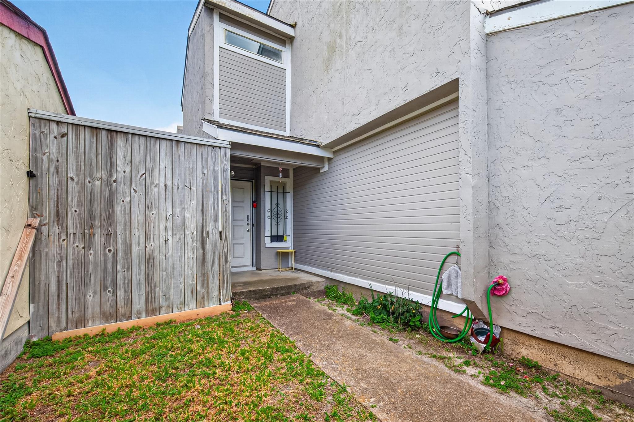 7709 Shadow Hill Lane