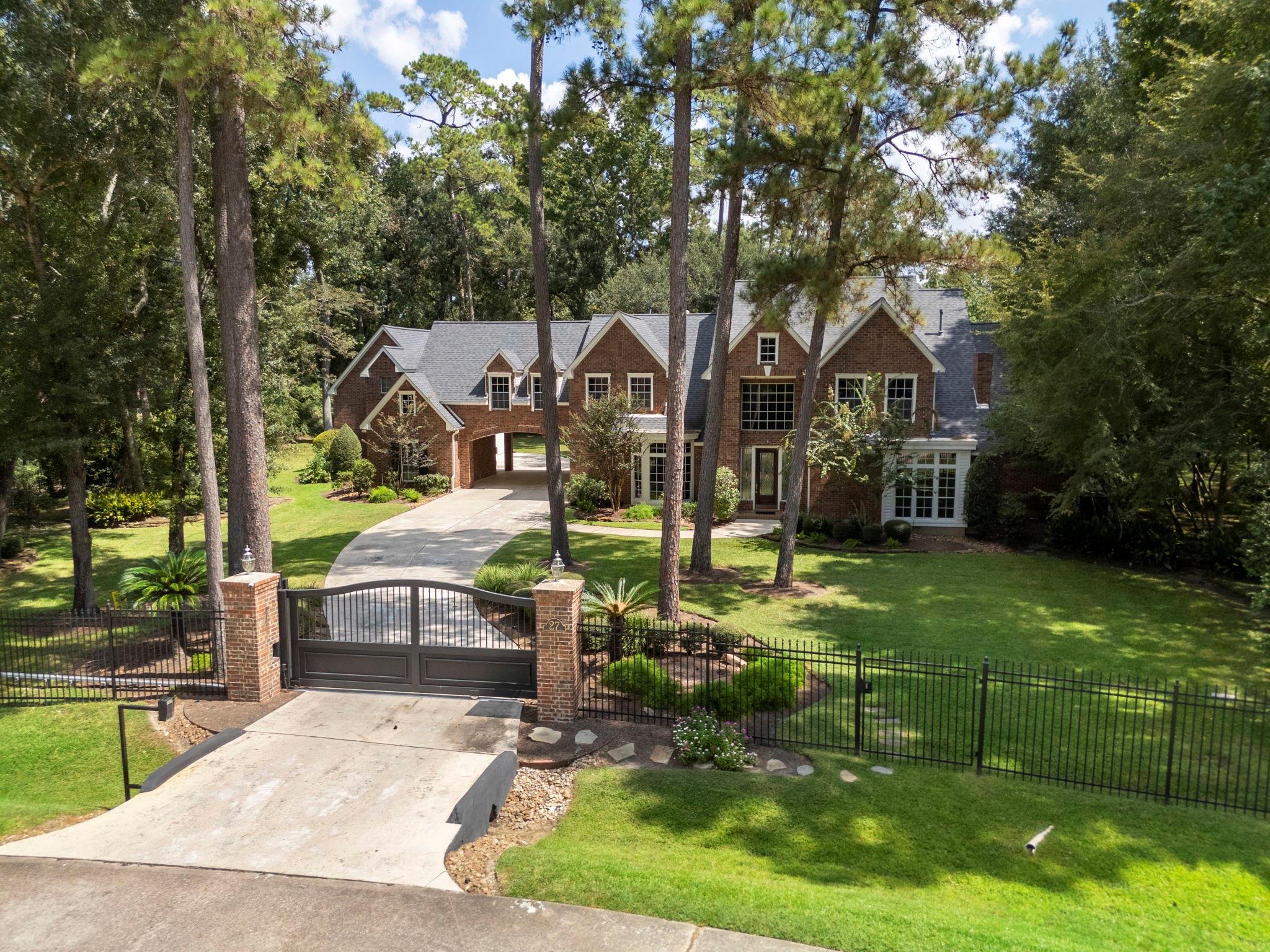 27 Misty Grove Circle