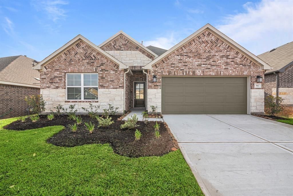 Photo of 562 Bluebell Maiden Court, Magnolia, TX 77354 (MLS # 28733188)