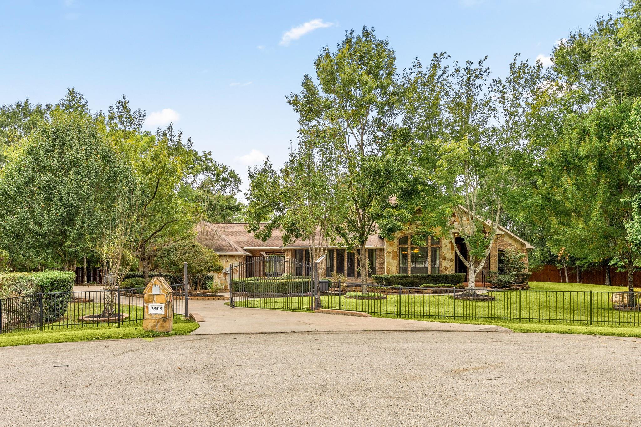 28618 Benders Crossing Drive