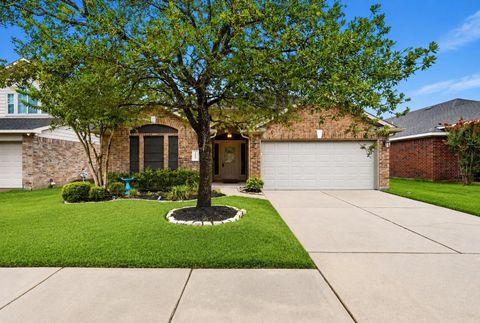 Photo of 18323 Madisons Crossing Lane, Tomball, TX 77375 (MLS # 94152192)