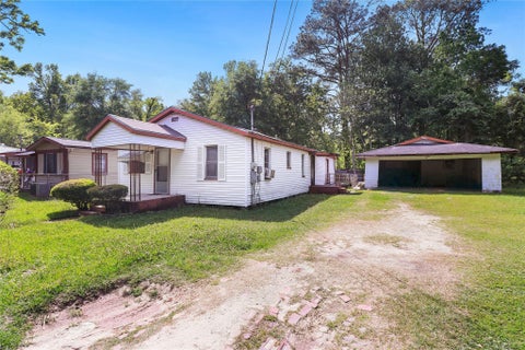 Photo of 325 S 19th Street, Silsbee, TX 77656 (MLS # 65371299)