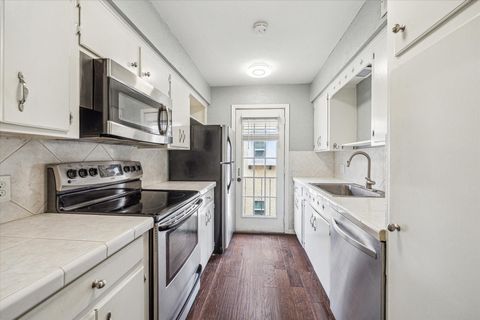 Photo of 2744 Briarhurst Drive #16, Houston, TX 77057 (MLS # 64212837)