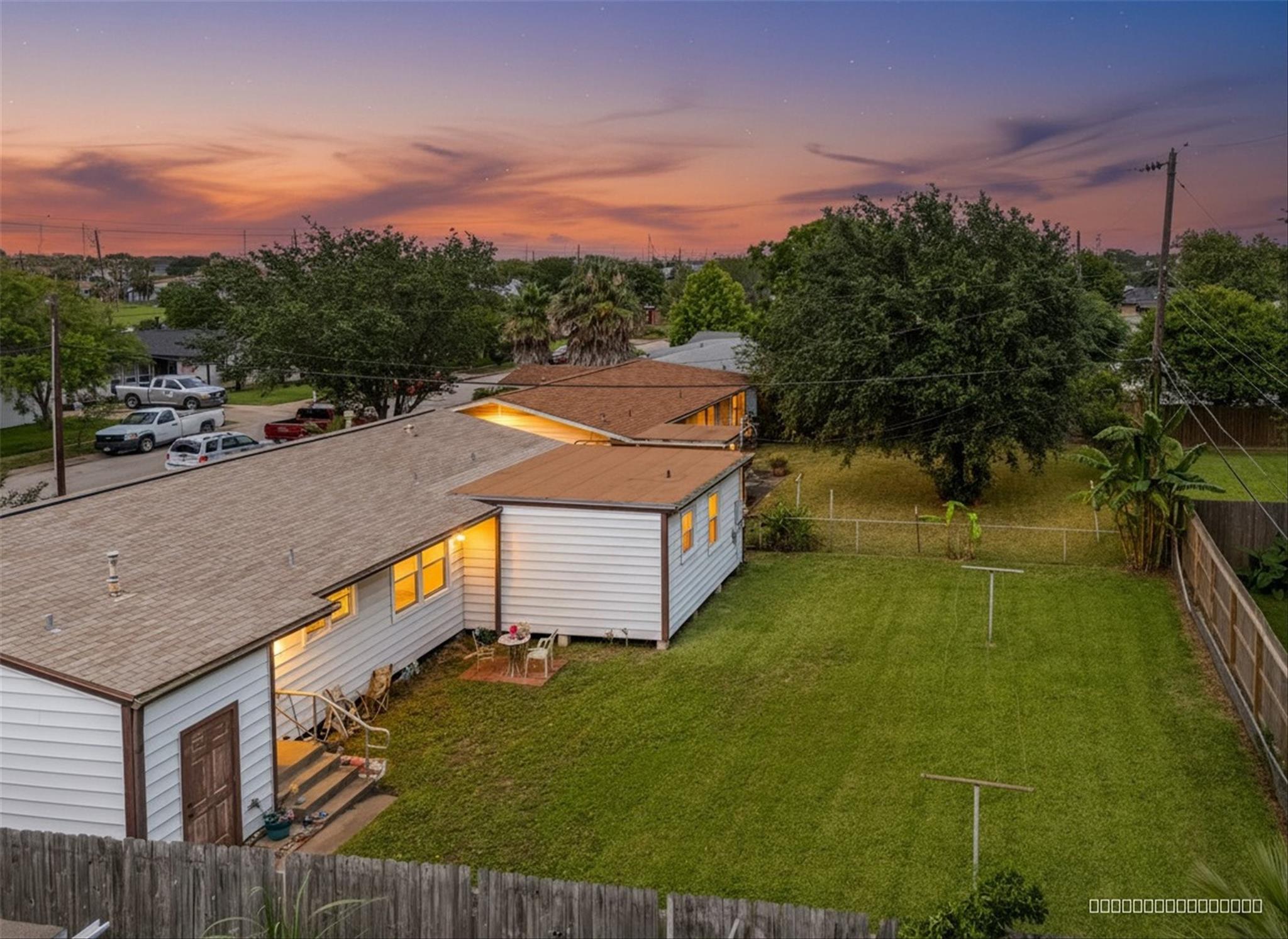 7113 Sycamore Drive