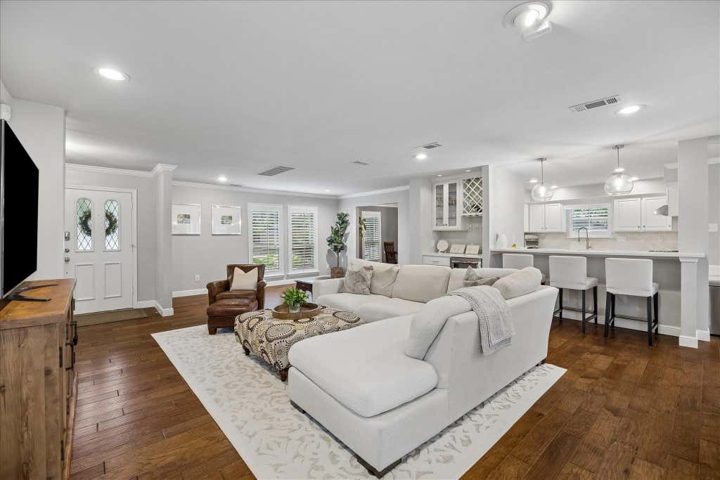 Photo of 1526 Haven Lock Drive, Houston, TX 77077 (MLS # 97389565)
