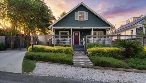 Photo of 1012 Edwards Street, Houston, TX 77007 (MLS # 62208061)