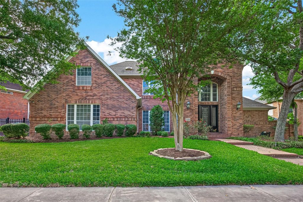 Photo of 12130 Maple Rock Drive, Houston, TX 77077 (MLS # 17503711)