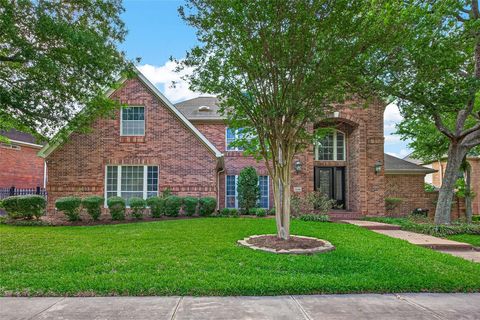 Photo of 12130 Maple Rock Drive, Houston, TX 77077 (MLS # 17503711)